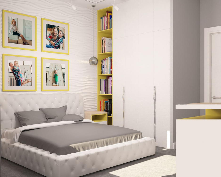 Современная спальня с кроватью с мягким изголовьем и яркими фотографиями на стенах. Желтые рамки и декоративные элементы придают интерьеру индивидуальность. Рельефные стены и светлая мебель создают атмосферу комфорта и уюта.